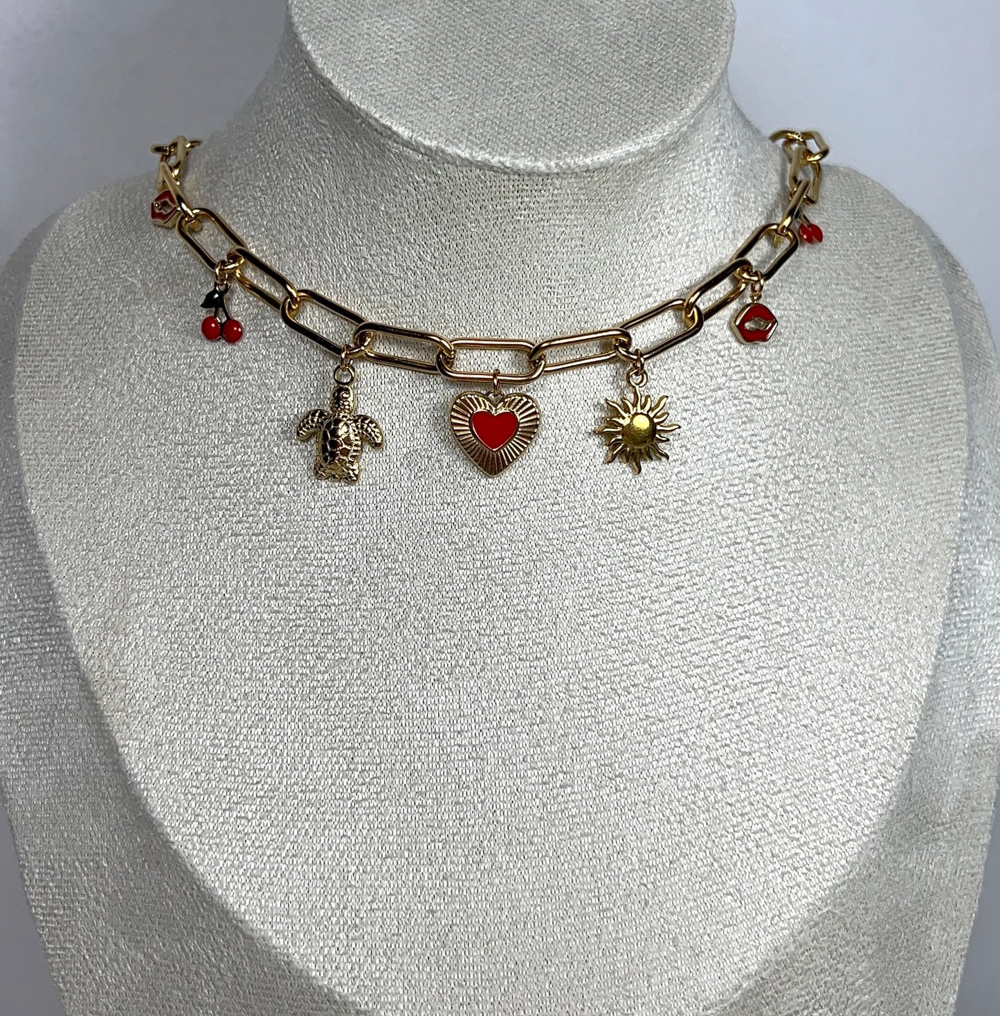 Collier Angèle - Collier breloques cœurs et soleil en acier inoxydable femme