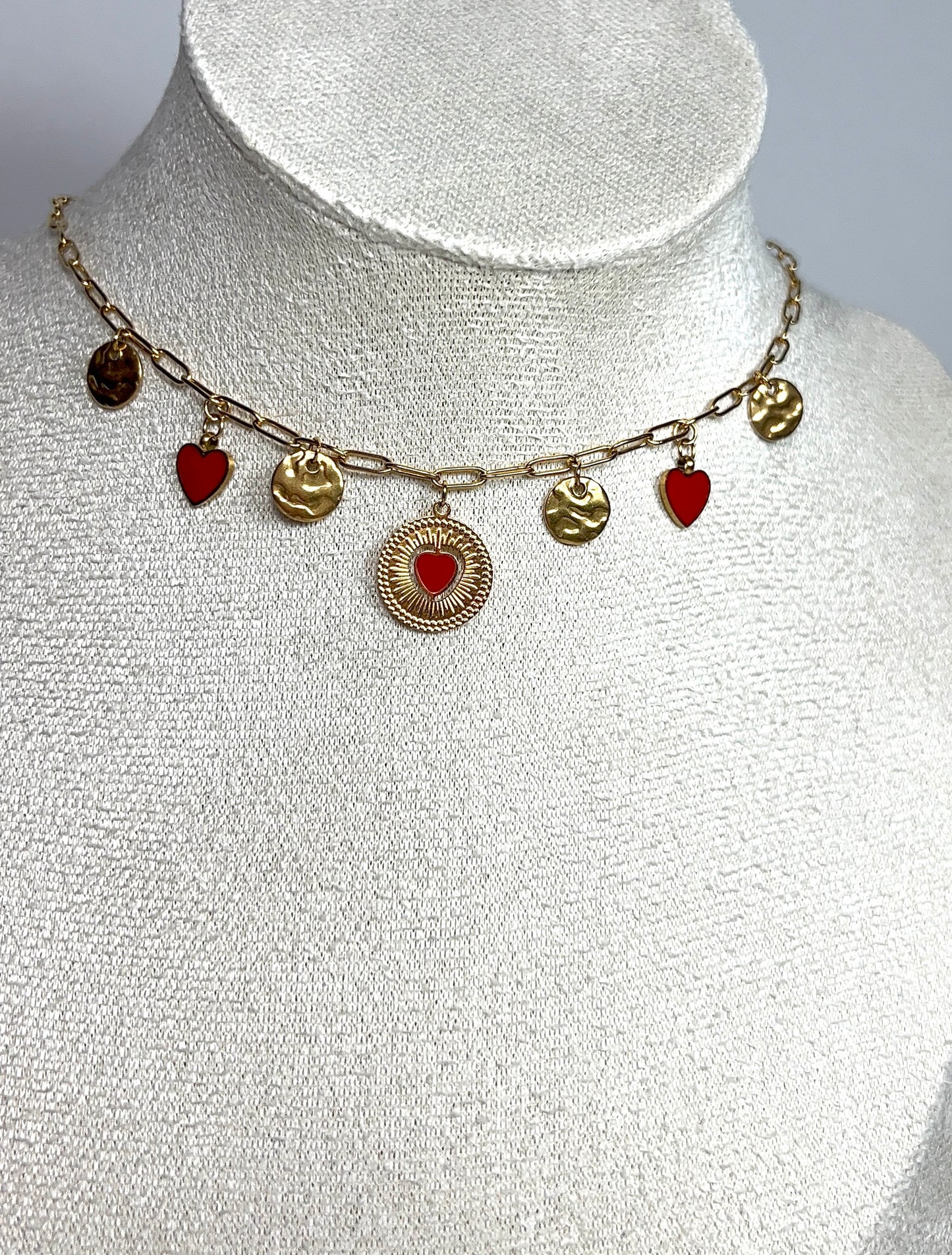 Collier Love - Collier cœurs et breloques martelées en acier inoxydable femme