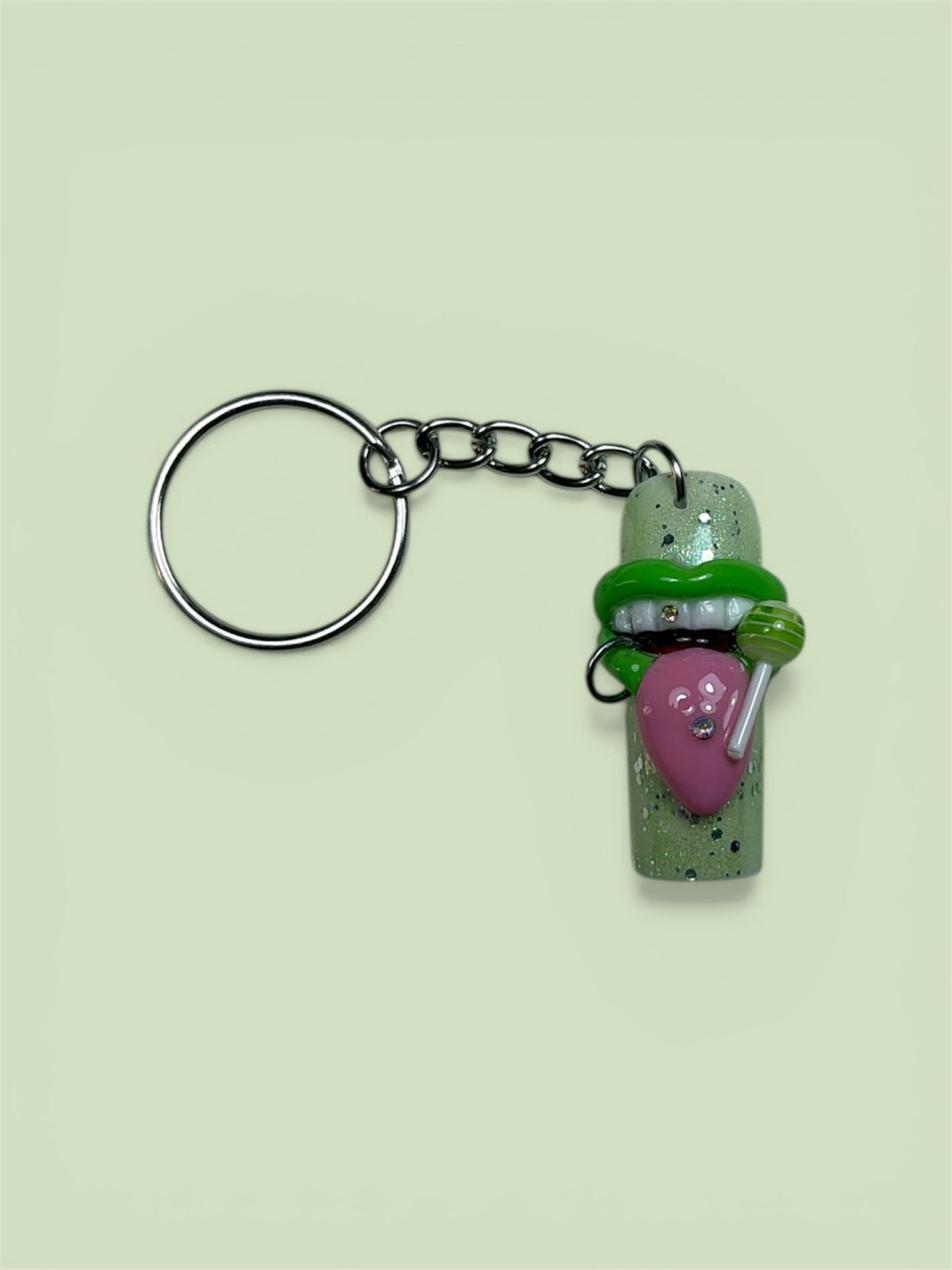Porte clé Kiss me green