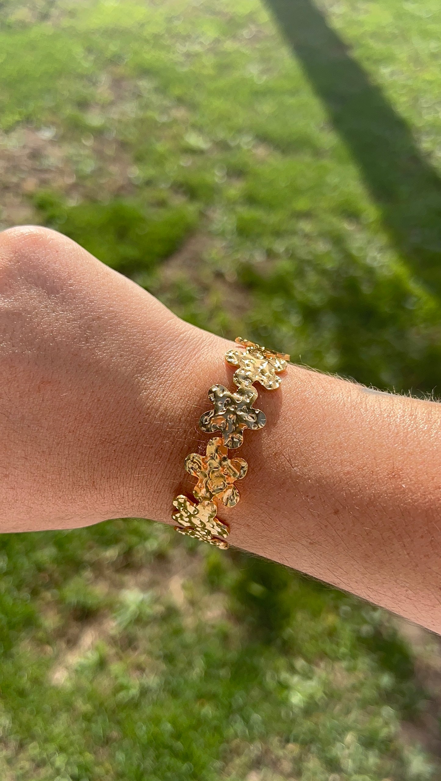Jonc Brenda - Jonc fleurs martelées en acier inoxydable femme