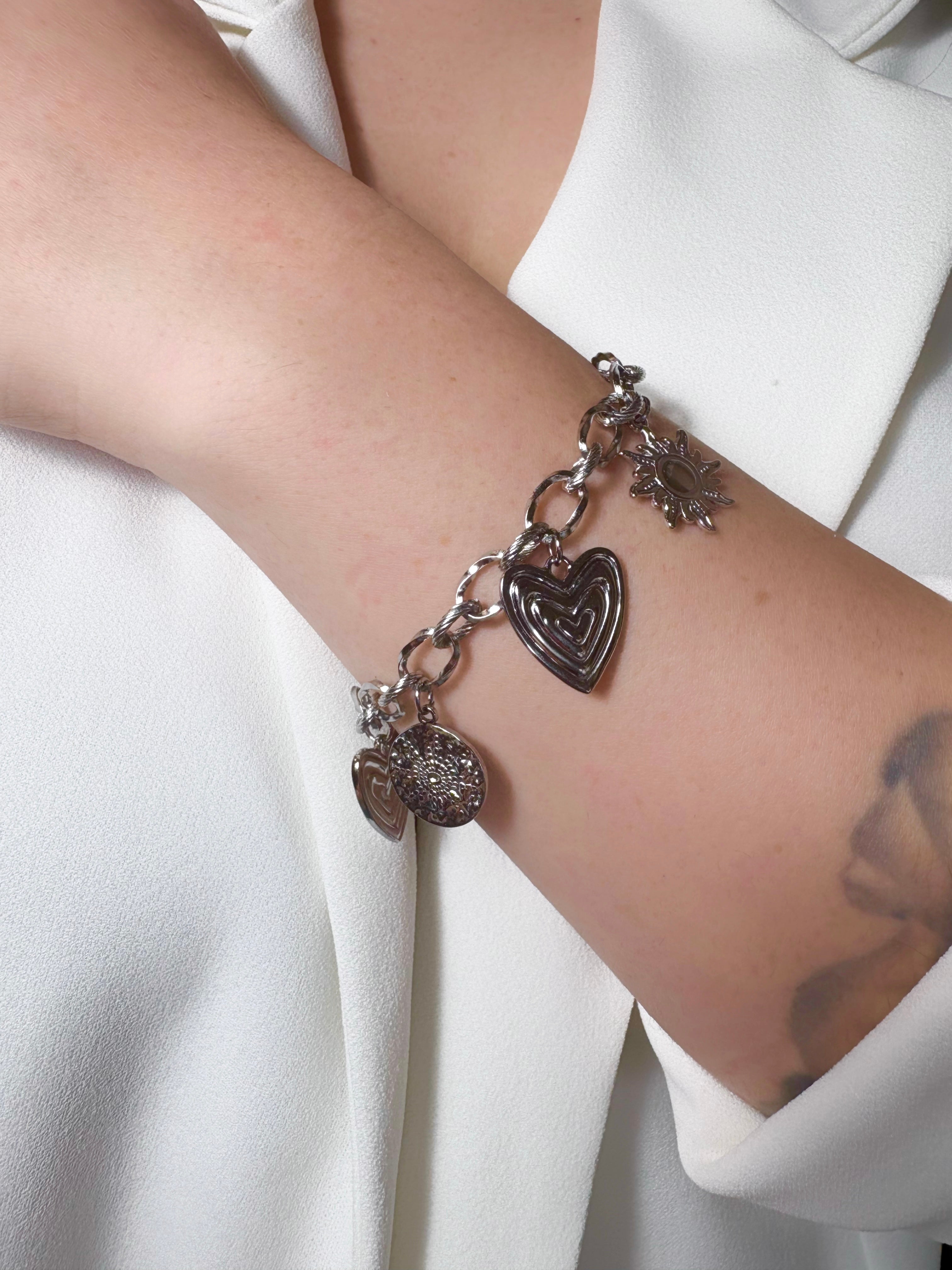Bracelet breloques cœurs et soleil en acier inoxydable