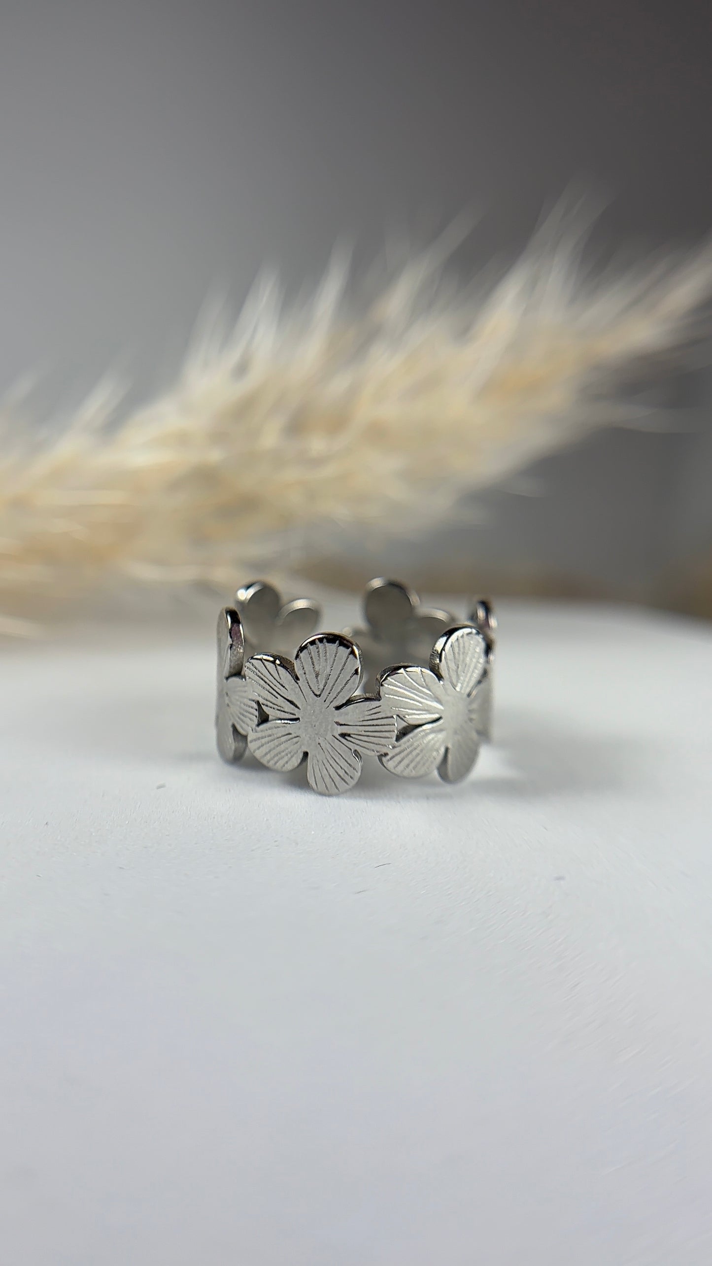 Bague Flora - Bague fleurs en acier inoxydable femme